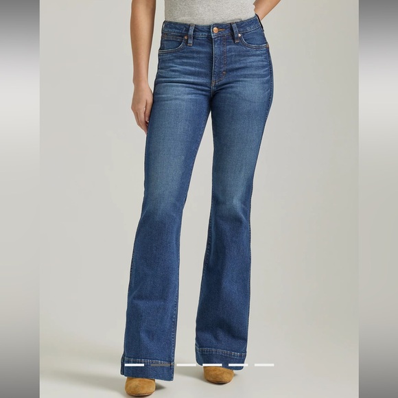 Wrangler Denim - WRANGLER RETRO® PREMIUM HIGH RISE TROUSER JEAN size 27x34